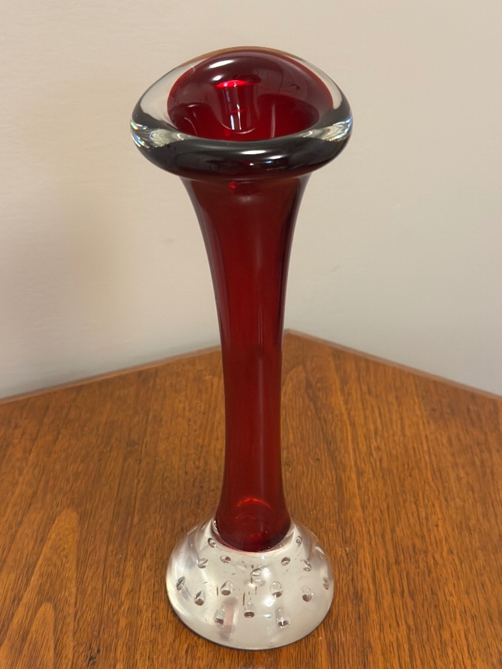 Aseda Bo Borgstrom Swedish Red Bone Bud Vase 1960s Controlled Bubbles 9"